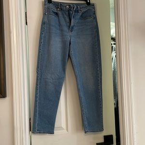 American Eagle mom jeans/ size 6